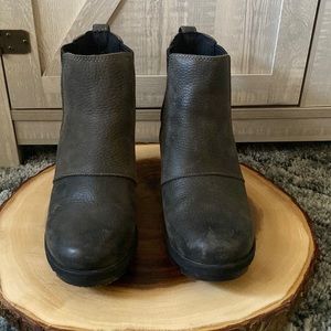 SOREL Booties!